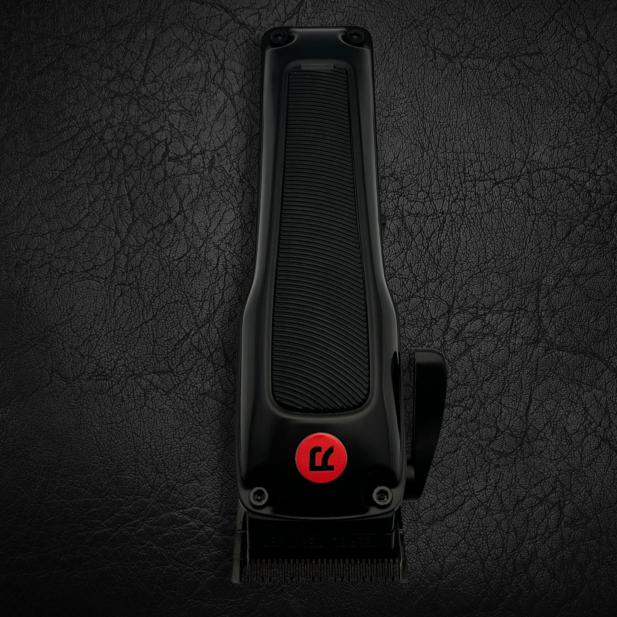 Professional Hair Clipper: Raiden Pro