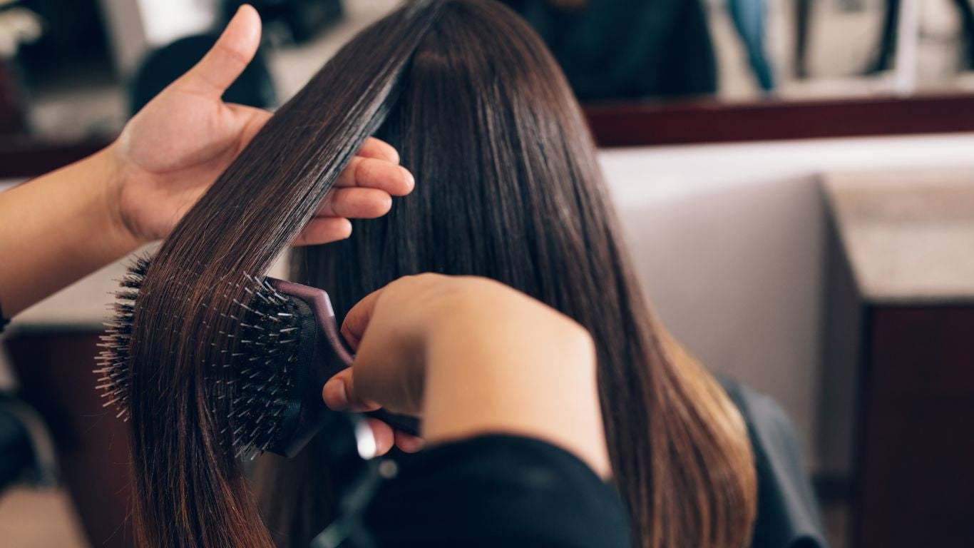 sizing hair shears at the salon