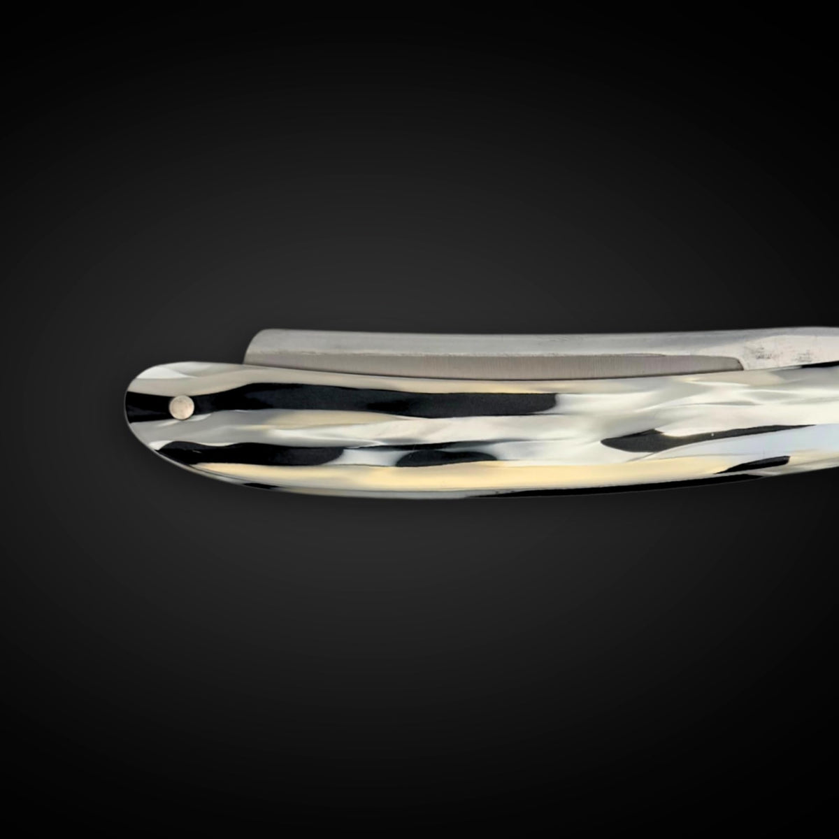 Straight Edge Shave Saki Epoxy Carbon Series - Modern