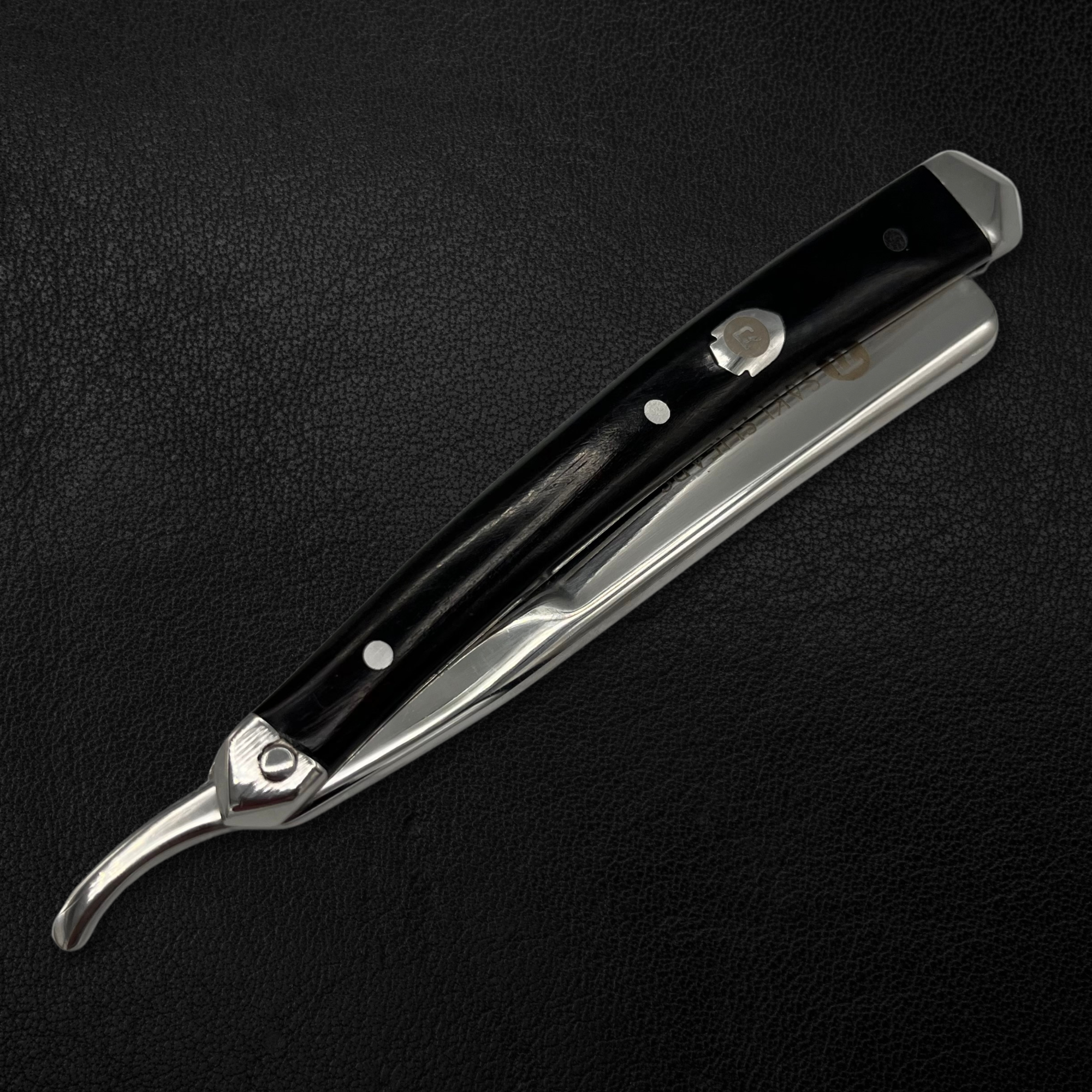 Saki Shears Ronin Professional Straight Razor